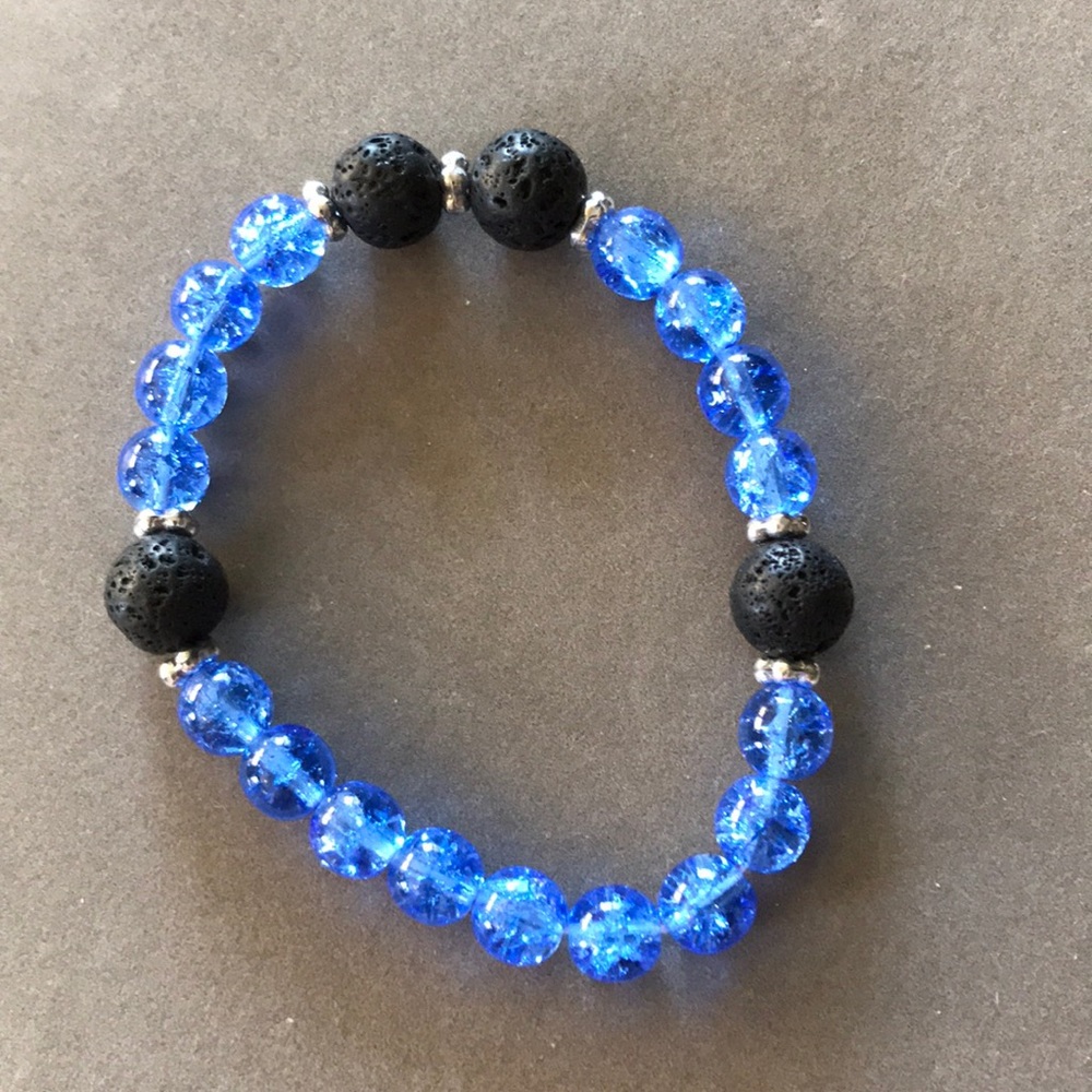 Aromatherapy bracelet stretch.  Blue 6.5-  7